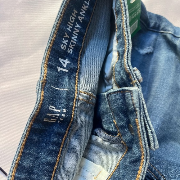 Max Stretch Blue Jeans - Picture 4 of 6